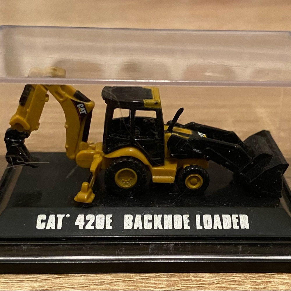 Norscot Caterpillar Cat 420E Backhoe Loader Die Cast Mini Vehicle 55423